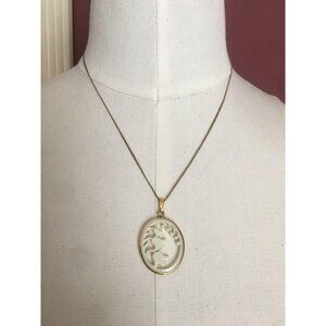 Beautiful 14ktgf chain and cut out floral pendant